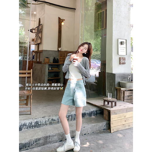 <曾小咸推荐>高腰百搭休闲宽松浅蓝色牛仔短裤 商品图3