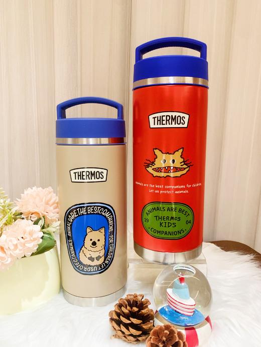 【春上新】9楼母婴生活馆 【新品9折】膳魔师复古潮酷系列保温直饮杯高真空316不锈钢带提手980mL 吊牌价：298元 活动价：268元 商品图0