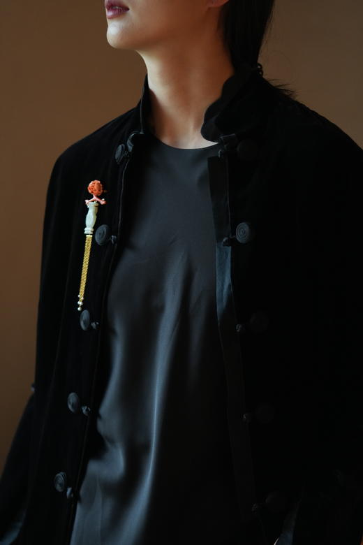 清代和田玉花瓶红珊瑚配淡水珍珠胸针吊坠门挂三用 商品图3