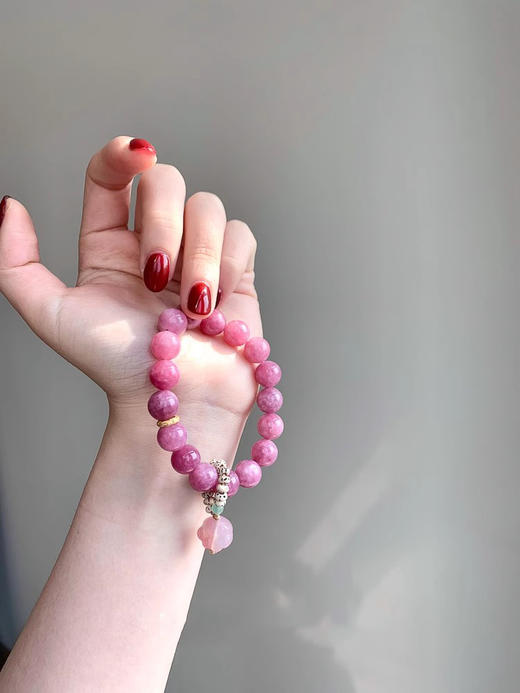 春日桃花把一场樱花雨绕在腕间新中式粉晶石猫爪手链 商品图10