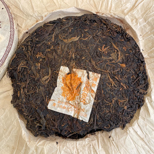 【经典茶】2002年黎明贡瑞原野香麒麟饼  麒麟清晰版 烟香好  原料非常经典 干仓真品经典老生茶 单片标价 商品图9