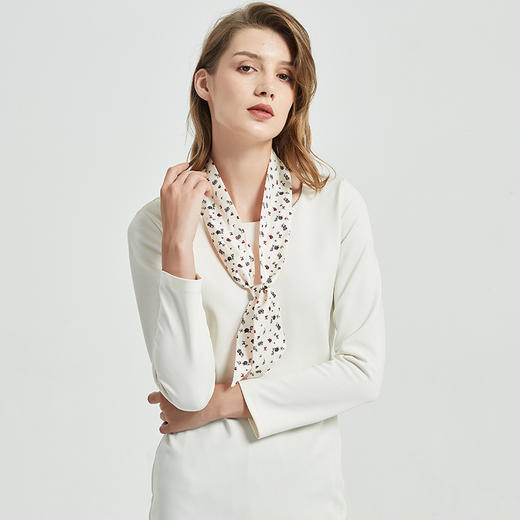 原创碎花真丝丝巾小围脖发带女长条斜角飘带法式复古绑包丝巾领巾百搭丝巾夏季配饰新款爆款 商品图3