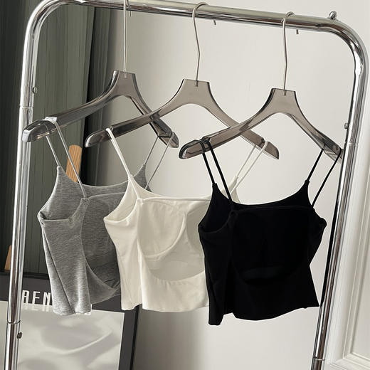 买一送一纯色性感加大短款吊带背心女固定杯垫百搭上衣打底少女美背内衣 商品图1