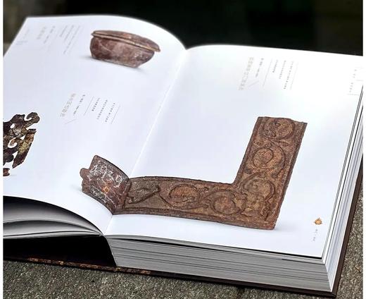 《山河与共：辽金历史文化主题文物》，精装，8开，726页，辽宁省博物馆主编，辽宁美术出版社2025年一版一印，定价860，售价699元。 商品图4