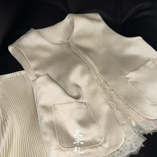 【现货】良木礼精致蕾丝边马甲（2810） 商品图3
