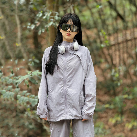 【下单赠送口罩】NICE SELF 2025春夏情侣款山影・防晒套装2.0 防晒衣+工装长裤 UPF50+ 轻盈透气 3色可选 商品图6