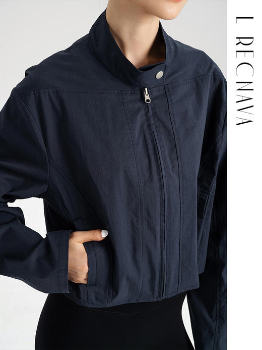 L RECNAVA 小立领带拉链宽松上衣 机能风工装外套 高腰款显腿长 商品图5