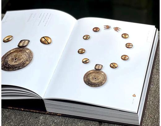 《山河与共：辽金历史文化主题文物》，精装，8开，726页，辽宁省博物馆主编，辽宁美术出版社2025年一版一印，定价860，售价699元。 商品图5