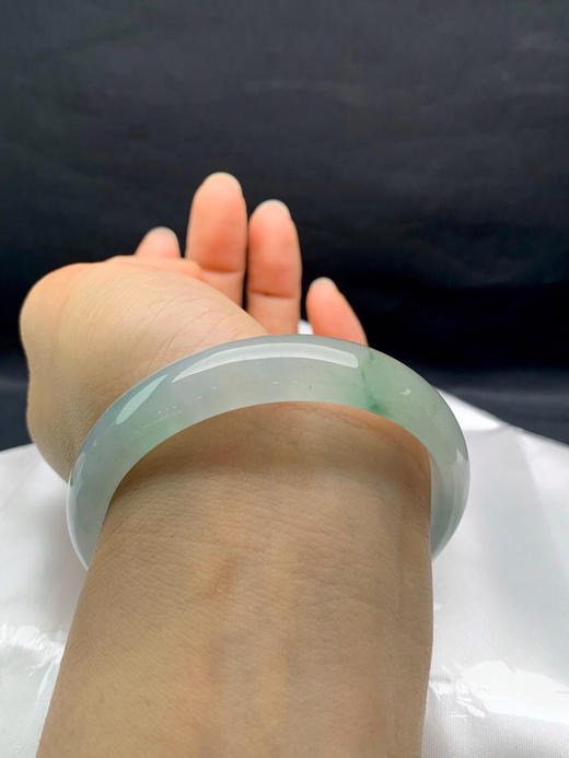 612674，58.6圈口，冰飘花正圈平安镯，种老水足，冰透起光 商品图5