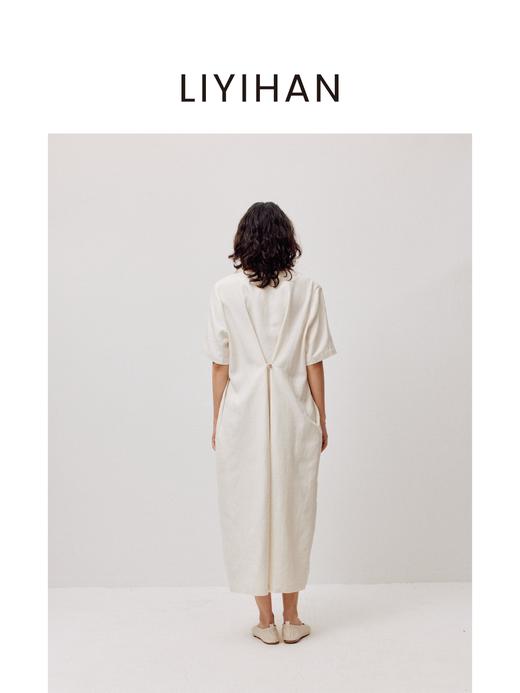 LIYIHAN亘云麻 | 25夏亚麻V领廓形连衣裙A摆裙子气质度假风时尚感 商品图3