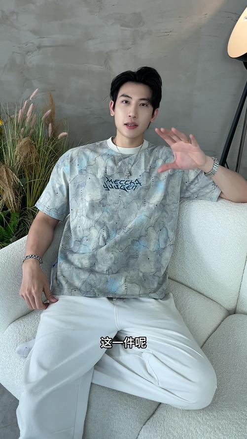 夏季高级感新款美式裂纹破洞刺绣圆领短袖T恤休闲百搭情侣上衣 商品图0