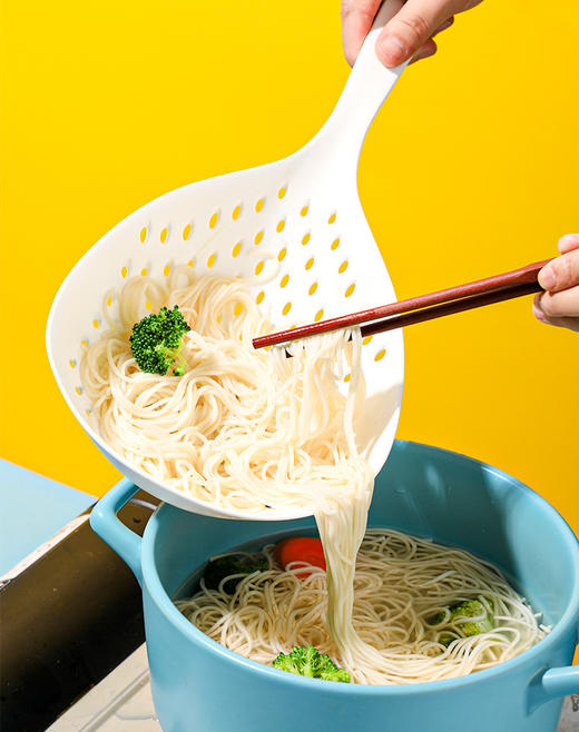 【日式捞勺】捞面大漏勺厨房长柄饺子馄饨沥水勺加大多款批发 商品图0