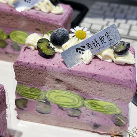 蓝莓抹茶可丽卷（约13点半做好）抹茶可丽卷和蓝莓夹心