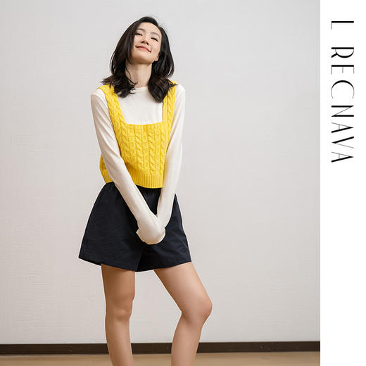 L RECNAVA 减龄麻花针织背心 方领羊毛马甲 宽肩带防溜肩 多巴胺时尚搭配单品 商品图2