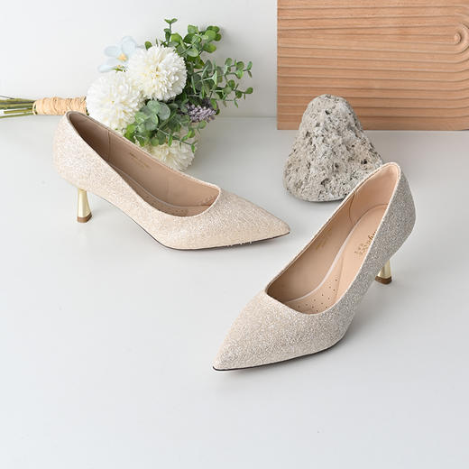 经典鲨2025年春优雅尖头浅口一脚蹬气质优雅细高跟鞋单鞋女KW87-517081 商品图1