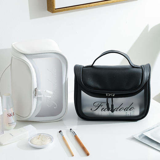 【五一出行！补妆不在难】ins风简约防水化妆包便携女出差旅行化妆品收纳包tpu透明手提包大容量。ry 商品图2