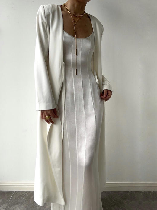 ranyepersonal｜coat 垫肩低胸系带后网纱拼接宽松西装大衣  [ 白LELUXE22CO01 ] 商品图10