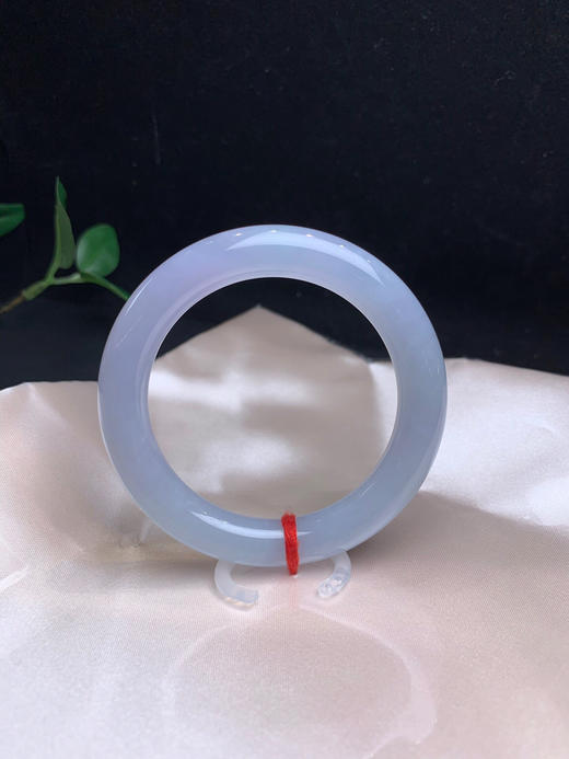 612669，53紫罗兰圆条，整体底子非常细腻，整圈带淡紫底，尽显温柔气质 商品图3