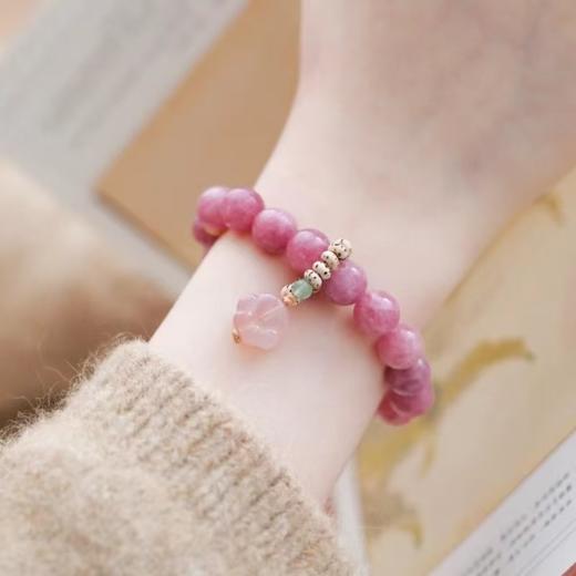 春日桃花把一场樱花雨绕在腕间新中式粉晶石猫爪手链 商品图1