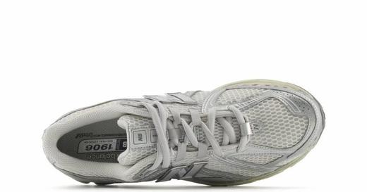 【春上新】  【7折】7楼 NewBalance复古百搭男/女鞋吊牌价：1099元现价:769元 商品图2