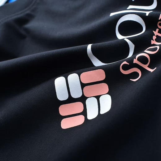 原单正品 Columbia哥伦比亚户外2025夏男女运动舒适旅行短袖圆领肌理感T恤，经典的款式搭配标志性品牌标识，简约又不失格调。
白色黑色藏青
尺码：M-XXL 商品图11