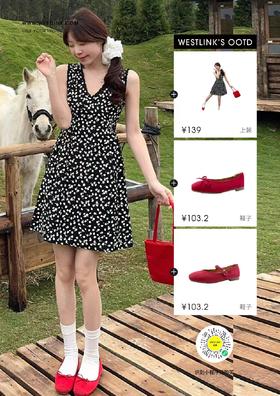 V领碎花拼接蕾丝敲美的！