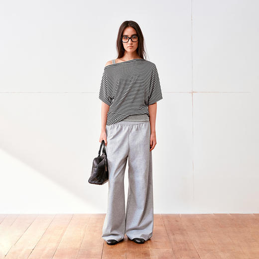 NUTH斜肩微透露肩宽松蝙蝠袖短袖T恤女 商品图2