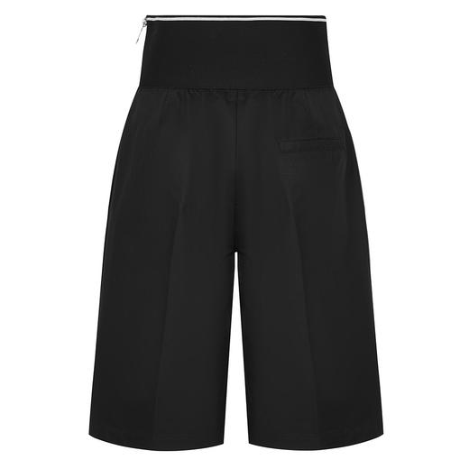 【海信嘉年华】Aquascutum雅格狮丹短裤AW2119267-01黑色 商品图2