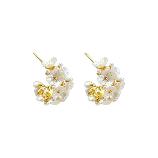 JU-HD-0013白色花朵珍珠耳环女2025新款气质高级感耳钉法式简约时尚精致耳饰 商品图4