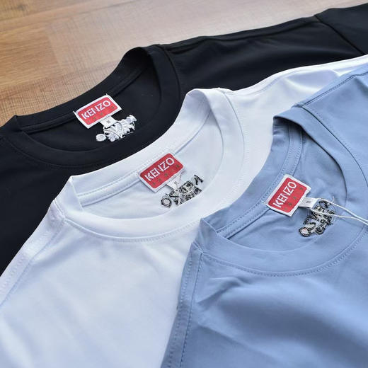 原单正品KENZO 体恤，顶奢面料+原版万针刺绣

颜色：黑色 白色 清新蓝

尺寸：M～XXL 商品图2