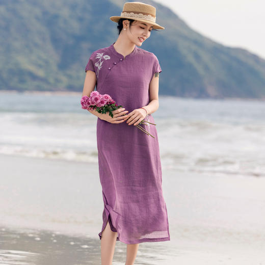 HM-S518中式改良旗袍裙紫气东来复古苎麻刺绣立领无袖连衣裙2025夏季新款 商品图3