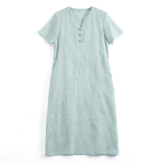 HM-S498中式改良旗袍2025新款高品质苎麻熊猫竹子重工刺绣盘扣茶服连衣裙 商品图4