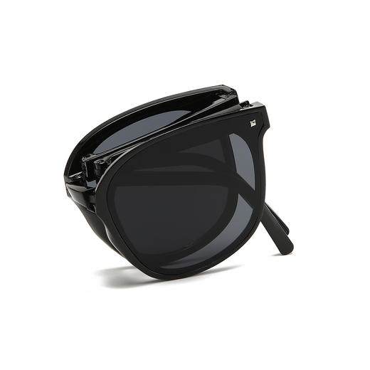 【买一送一】超轻折叠太阳镜 防晒防紫外线 高级感大脸显瘦 小巧方便 轻量出行 赠收纳包 商品图4