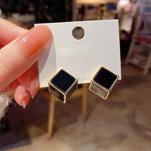 JU-A3218新款韩国简约气质几何黑色耳钉女个性小众立体耳环网红耳饰 商品图2