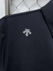 原单正品迪桑特高尔夫系列速干polo短袖 整体面料丝滑挺括有型，有弹力，商务气息十足 简约质感 前后立体硅胶logo设计，黑色
尺码：M L XL XXL XXXL 商品缩略图1