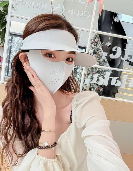 最新款360度无死角防晒帽二合一装备
口罩款，护颈款，四个色，礼盒装

遮的严严实实的防晒面罩
脸上一点光都晒不到了，只露出眼睛还带帽檐
开车也不挡视线关键是真的很好！！！ 商品图9