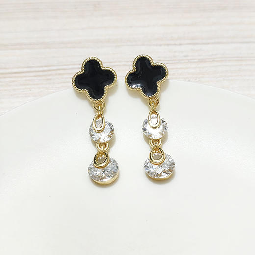 JU-CD-0048小香风新款时尚气质百搭长款耳环女个性简约复古精致四叶草耳钉批 商品图3