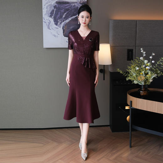 DNO-5DF5178春夏新款高端珠片精致简约大气时尚遮肉修身高腰中短款鱼尾连衣裙 商品图1