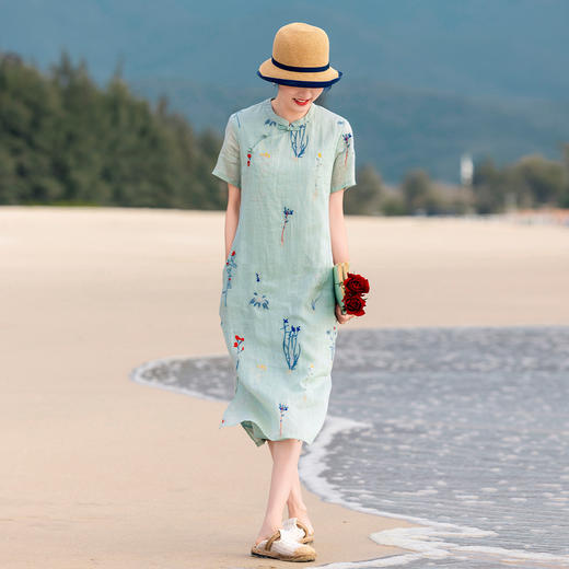 HM-S519草本植物苎麻刺绣中国风盘扣立领改良旗袍裙文艺风连衣裙夏季新款 商品图2