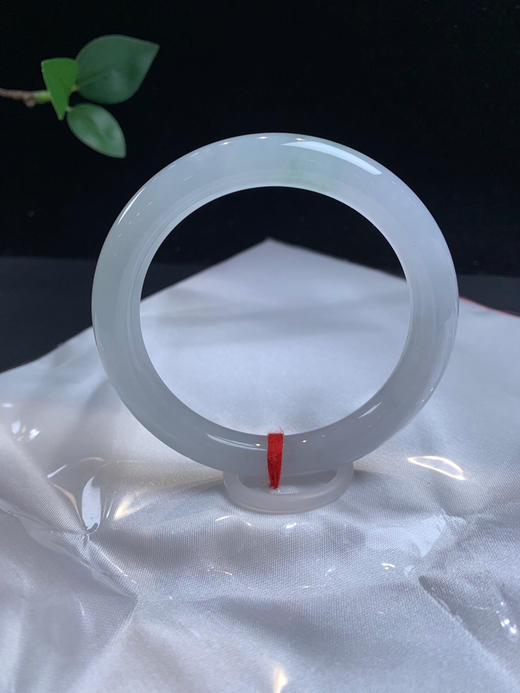 612683，55 冰底圆条，条形好，接近白月光。整体清爽秀气，润润的 商品图1