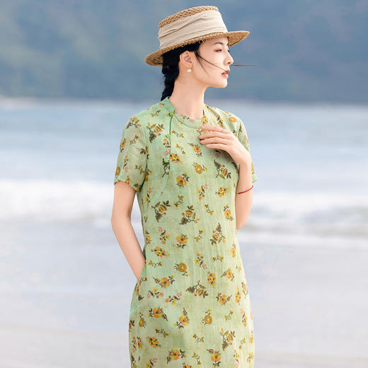 HM-S514高品质苎麻印花改良旗袍裙立领新中式棉麻碎花连衣裙2025夏季新款 商品图1