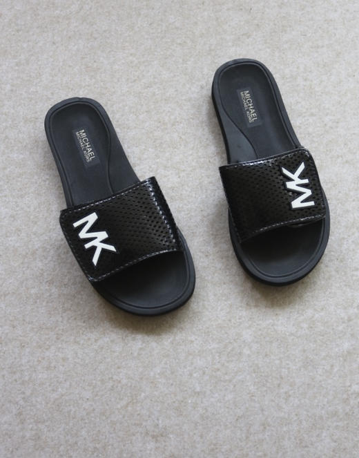 简单粗暴 哈！女段 MK 轻便舒适的发泡塑胶 魔术贴粘扣 平底 沙滩拖 商品图0