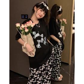  8.11秒杀-➡️黑色卡通狗狗女款T恤-喜出