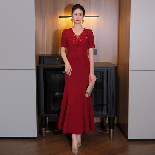 DNO-5DF24362春夏新款高级珠片刺绣V领 优雅大方简约长鱼尾聚会宴会连衣裙 商品图2