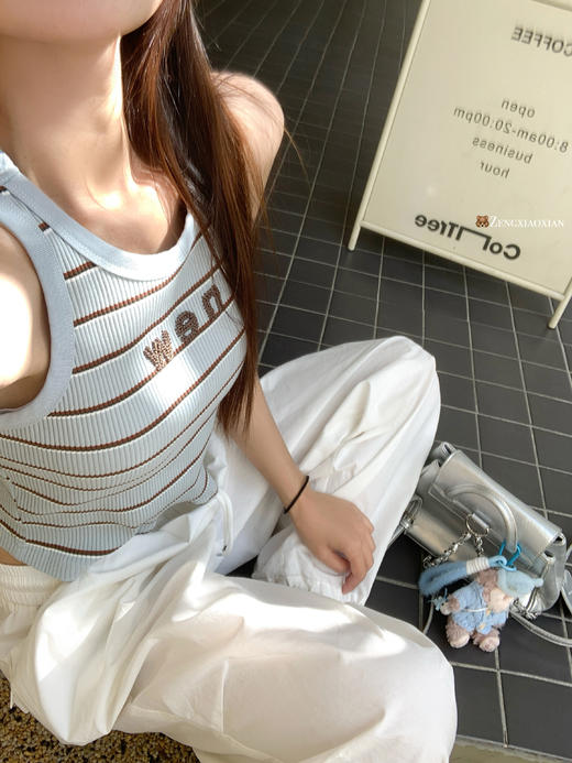 【99元任选2件】新品现货秒杀！卖完下架不再补 ！微信粉丝打折价！！2色短款条纹背心 商品图13