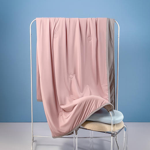 【科技凉感❗️A类母婴级夏凉被】持续凉感，爽滑睡感，自适应恒温，凉而不冰！双面凉感空调被纯色冰淇淋冰丝可机洗夏季薄被子 商品图7