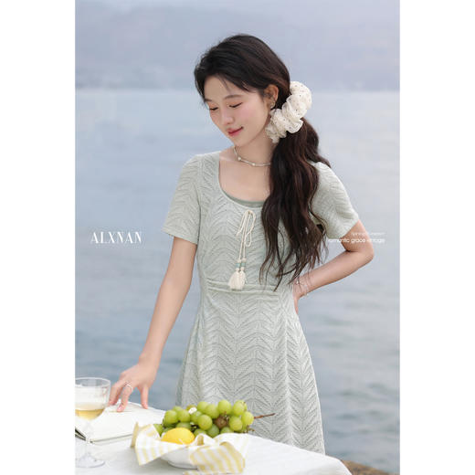 【6折秒杀】鹿向南「茉香风浅」绿色时尚连衣裙女夏季新高腰显瘦假两件长裙子 商品图2