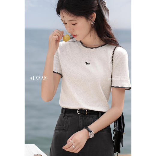 鹿向南「棉朵轻吟」法式气质灰色圆领短袖T恤夏季显瘦修身女上衣 商品图0