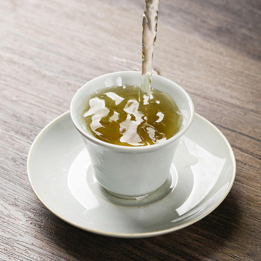 【茶王树系列】元昌号2025年哆依树一类茶王树100克生饼 商品图3