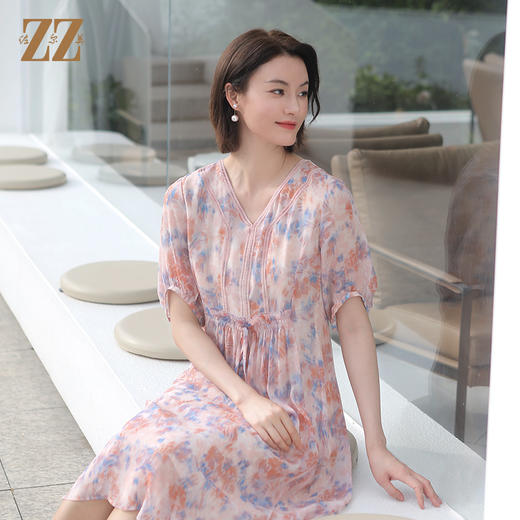 佐尔美夏季新款气质碎花桑蚕丝真丝V领连衣裙女E32LS54 商品图0
